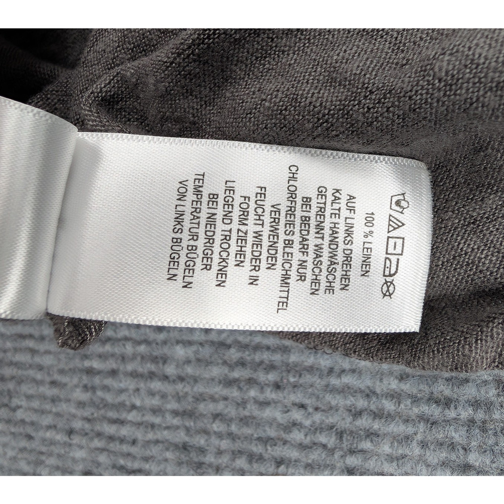 Tahari Short Sleeve V-Neck Tee in Taupe - Picture 10 of 11